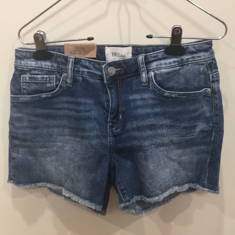 BKE denim shorts size 26 Payton curvy fit mid NWT